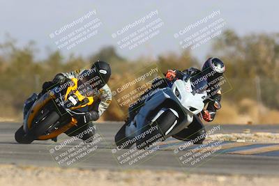 media/Jan-14-2024-SoCal Trackdays (Sun) [[2e55ec21a6]]/Turn 2 (1025am)/